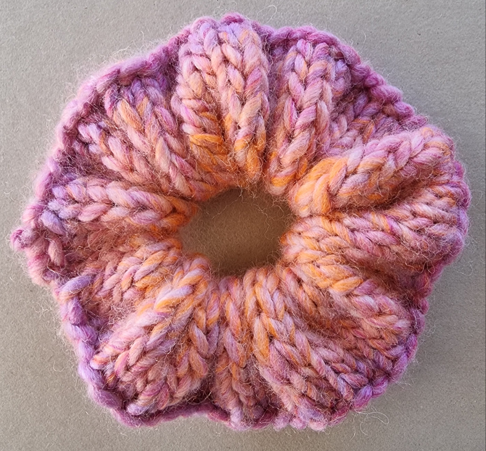 Knit Scrunchie - Pink Multi