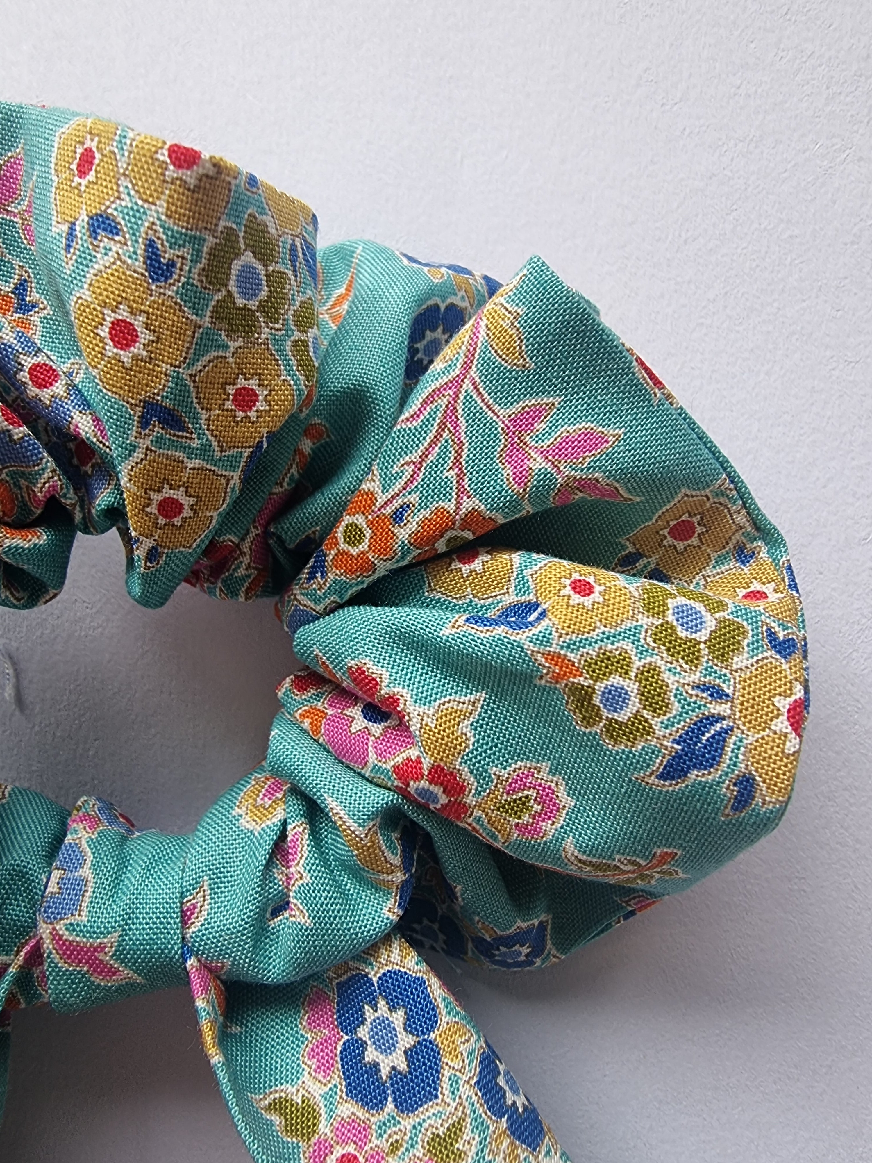 Bow Scrunchie Teal Floral