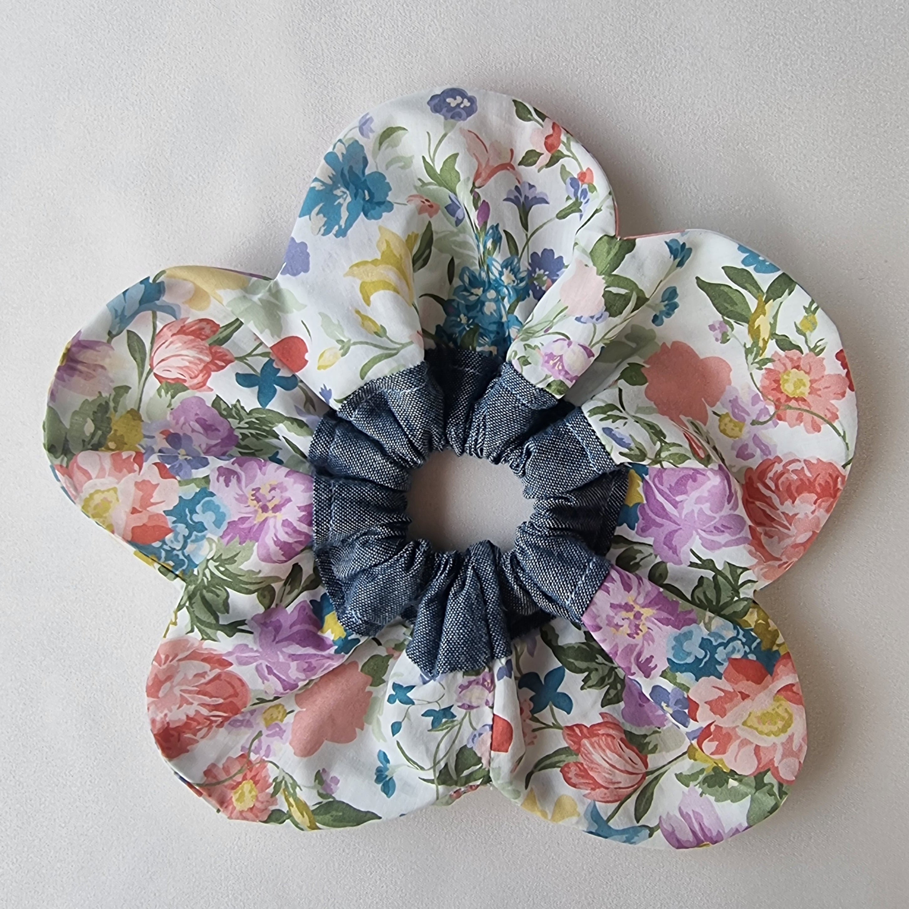 Flower Scrunchie Large