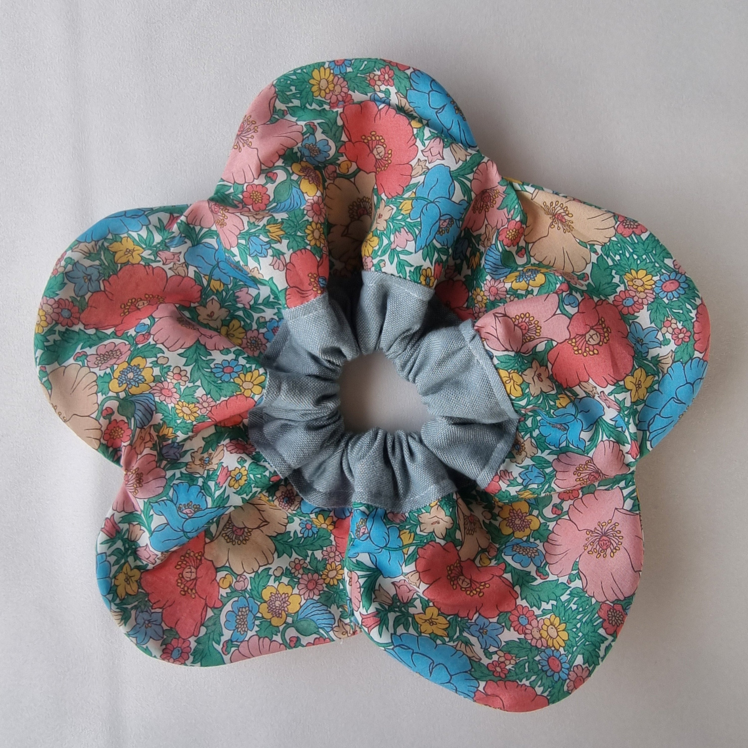 Flower Scrunchie Large