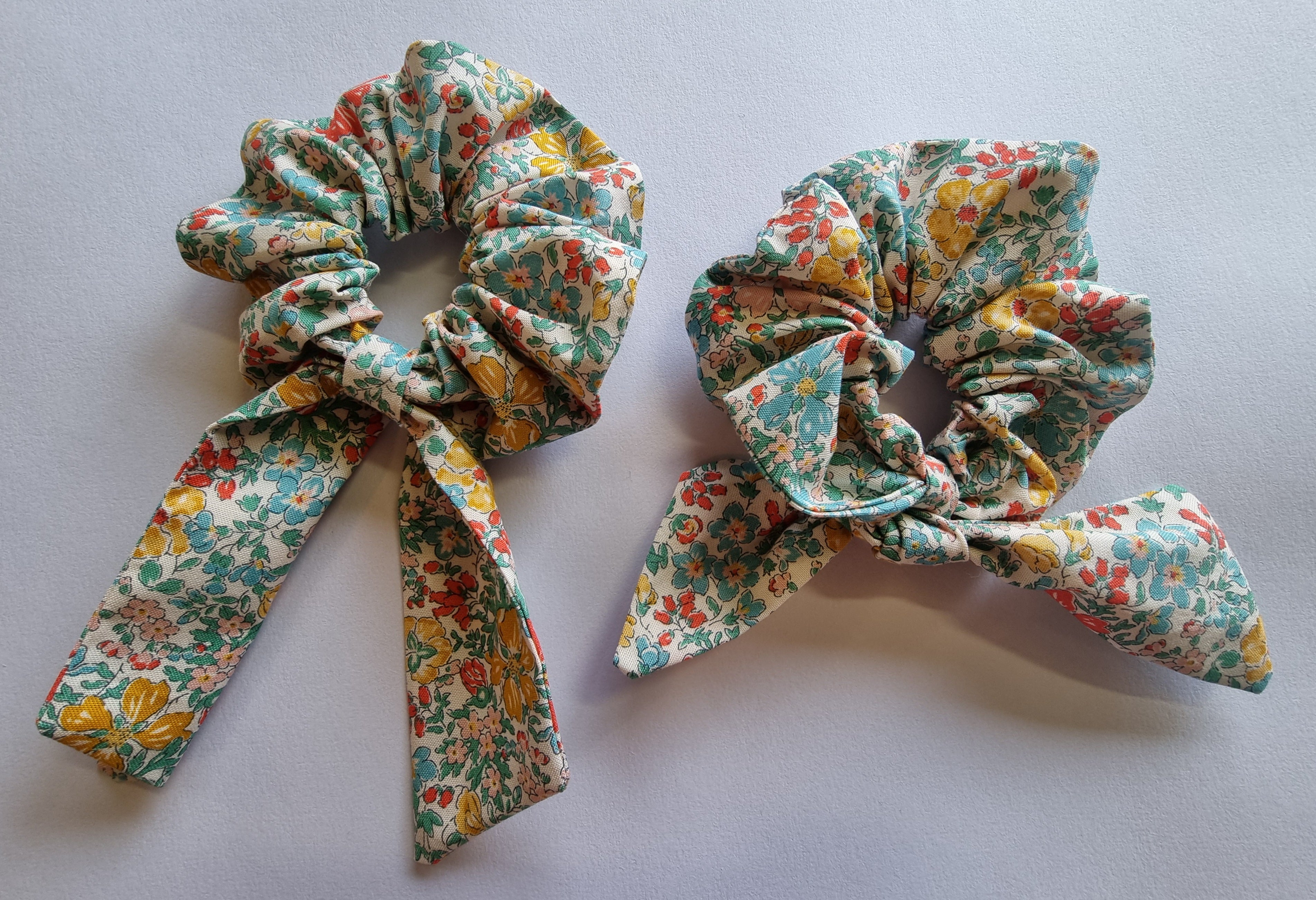 Bow Scrunchie: Floral