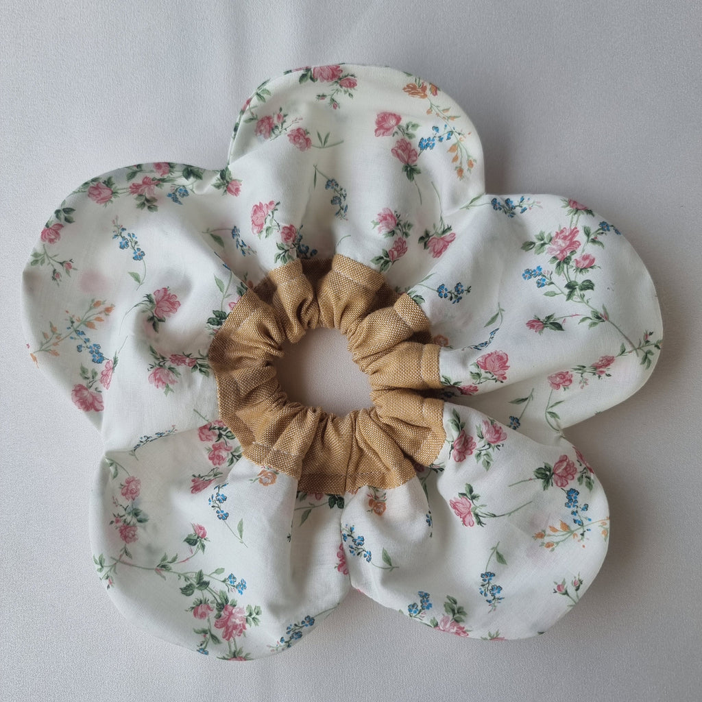 Flower Scrunchie Large